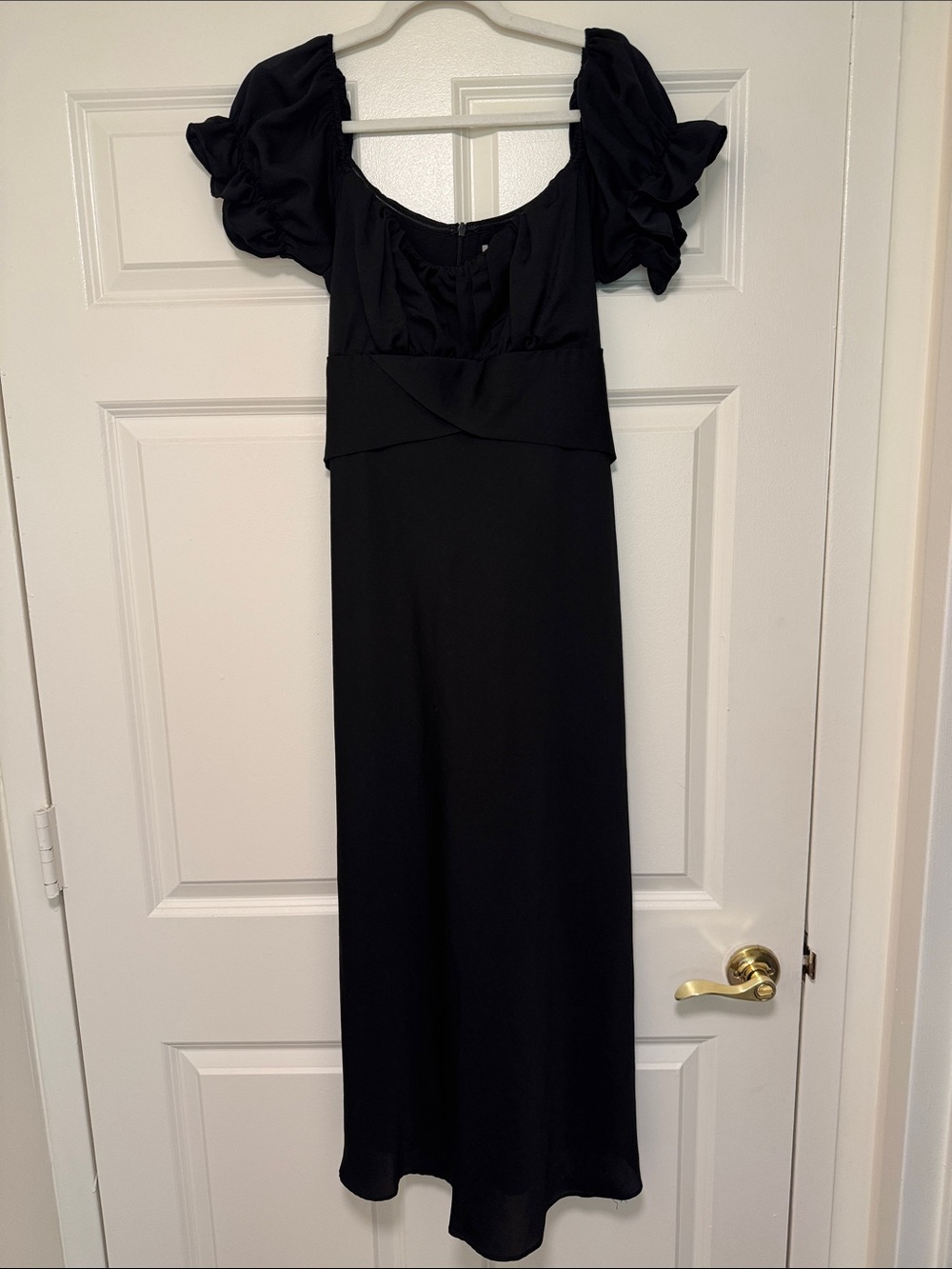 Lena Black Maxi Dress with Puff Sleeves